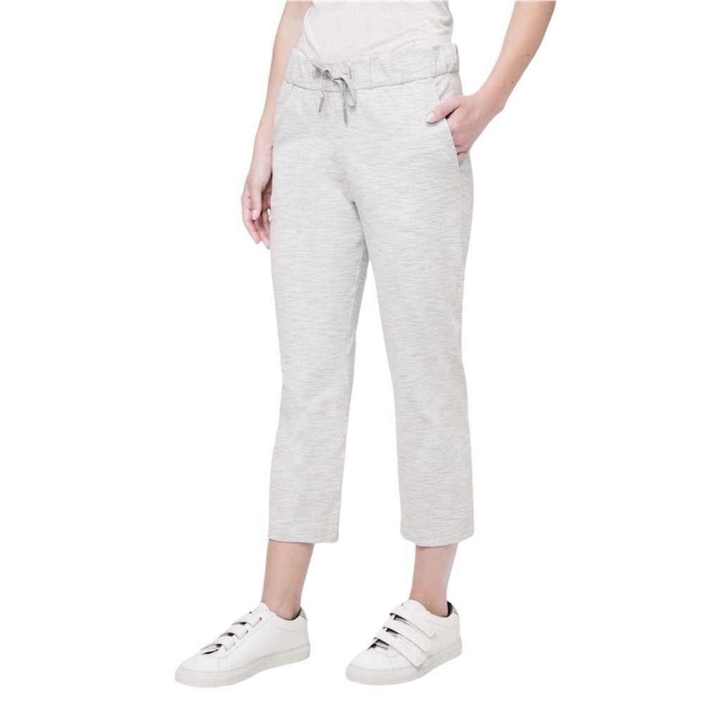 Lululemon Athletica Gray Joggers Relaxed Fit Elastic Waist